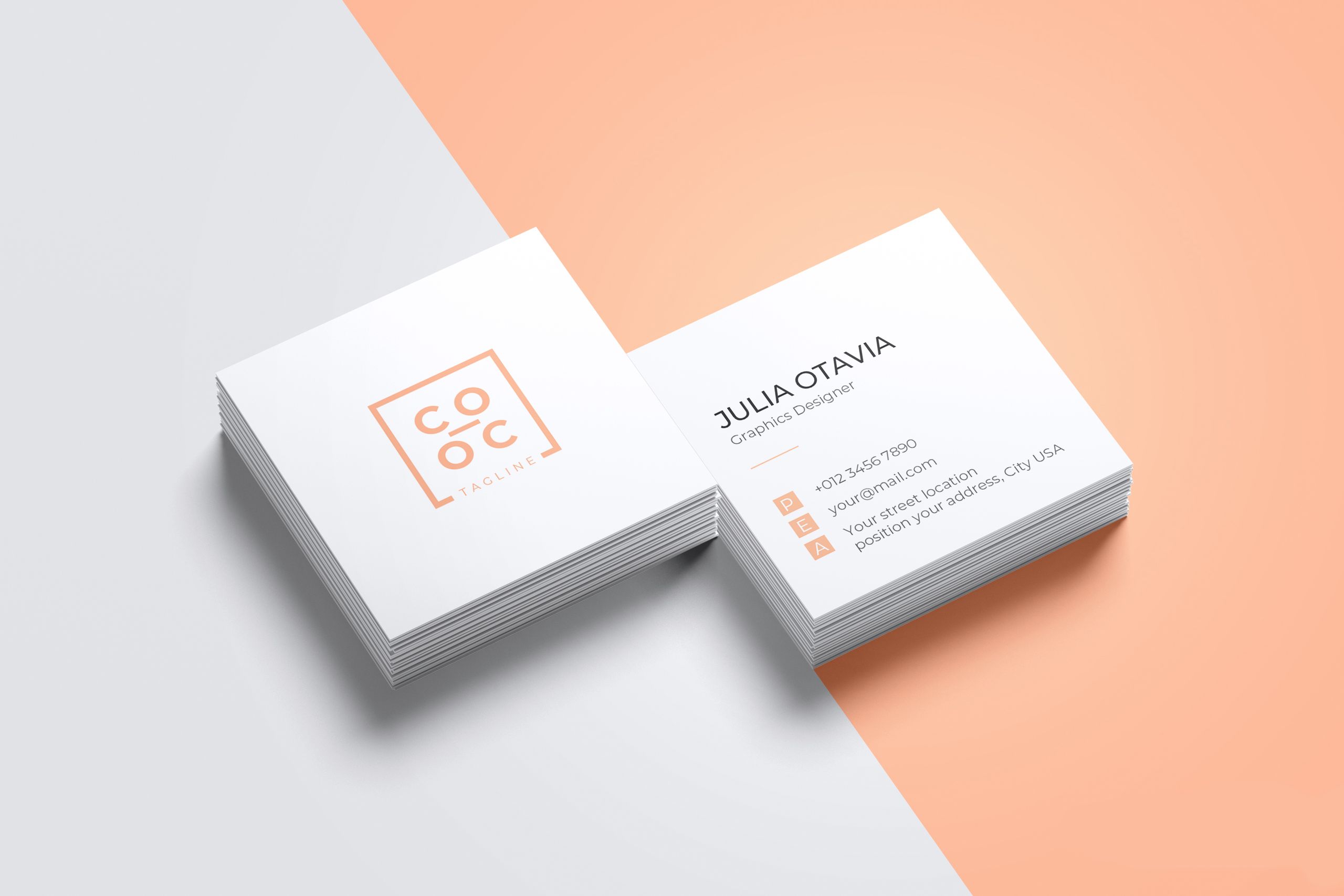 Ces cartes de visite standard présentent un design minimaliste et épuré avec une identité de marque professionnelle et des informations de contact sur un carton de qualité. La mise en page démontre l'utilisation optimale des dimensions standard de la carte de visite pour créer une première impression mémorable dans un contexte professionnel. Idéal pour les événements de réseautage, les réunions c…