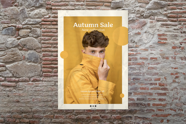 Affiche de portrait jaune encadrée sur mur de briques Affiche portrait mode encadree qualite impression superieure et clarte decoration. Sprint24.