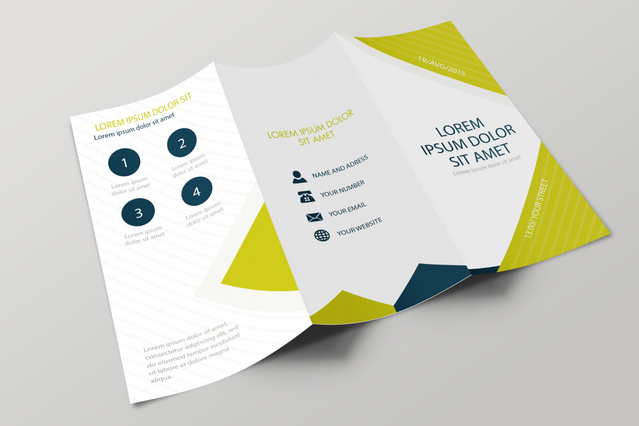 Dépliant professionnel à pli accordéon imprimé en 4 couleurs sur papier couché brillant, présentant un design géométrique moderne avec des éléments triangulaires vert citron et bleu. La structure pliée 3 volets permet de présenter du contenu informatif sur plusieurs panneaux, parfait pour les tracts promotionnels, menus de services et campagnes marketing.
