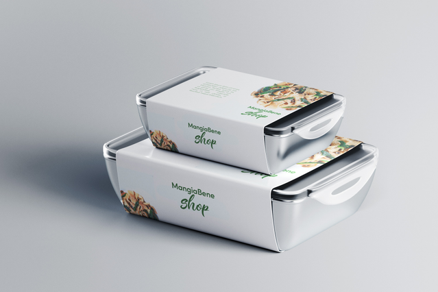 Deux boites livraison empilees avec fasce Mango Brow Shop sur papier Fedrigoni. Sprint24.