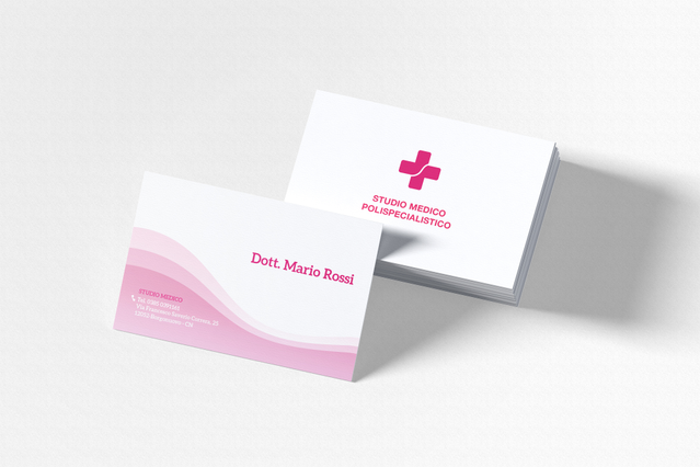 Deux cartes medicales blanches vague rose: Dott. Mario Rossi et Studio Medico Polispecialistico. Sprint24.
