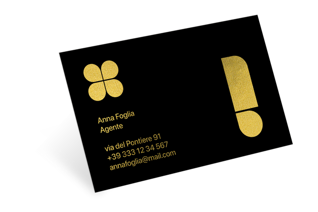 Impression cartes de visite sur papier noir: Vous cherchez des cartes de visites sur papier noir ? Sprint24 vous propose des cartes de visites imprimés à chaud avec dorure sur papier noir