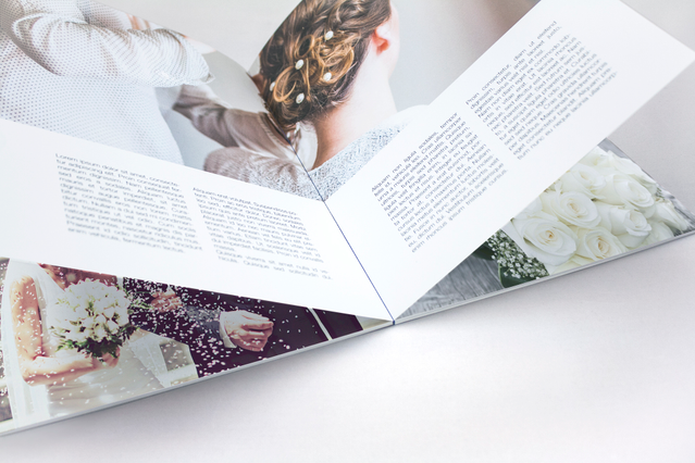 Livre photographique brochage flat avec ouverture panoramique Livre flat avec ouverture panoramique 180° et photographie HD. Pas de gouttière pour une visualisation complète des paysages.
