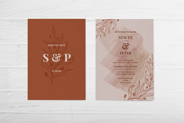 Set d'invitations de mariage florales terracotta et rose poudré Deux faire-part mariage: couverture terracotta dorée et programme rosé botanique. Papier premium Sprint24.