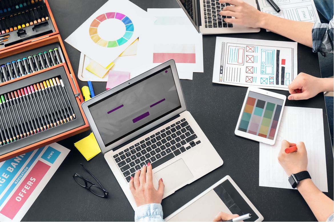 Le Decalogue du graphiste: Le décalogue du graphiste: dix astuces utiles pour réaliser un projet graphique parfait sans effort. Apprenez tout sur l'impression numérique avec Sprint24. Le Decalogue du graphiste: Le décalogue du graphiste: dix astuces utiles pour réaliser un projet graphique parfait sans effort. Apprenez tout sur l'impression numérique avec Sprint24.