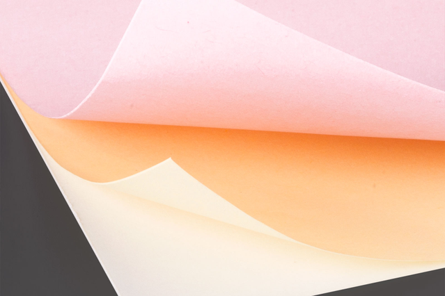 Papier autocopiant coloré: Type : autocopiant
Surface : lisse et colorée
Épaisseur : 60 gr
Usages : utilisé pour blocs et liasses autocopiants
Producteur : Eurocalco Papier autocopiant coloré: Type : autocopiant
Surface : lisse et colorée
Épaisseur : 60 gr
Usages : utilisé pour blocs et liasses autocopiants
Producteur : Eurocalco
