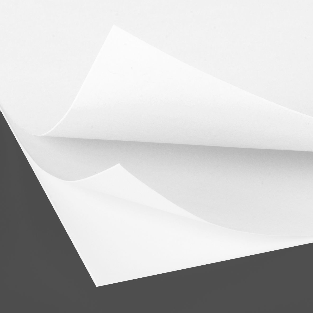 Papier autocopiant blanc: Papier autocopiant de pure cellulose écologique. Surface: lisse autocopiante dans un seul sens. Producteur: Formula