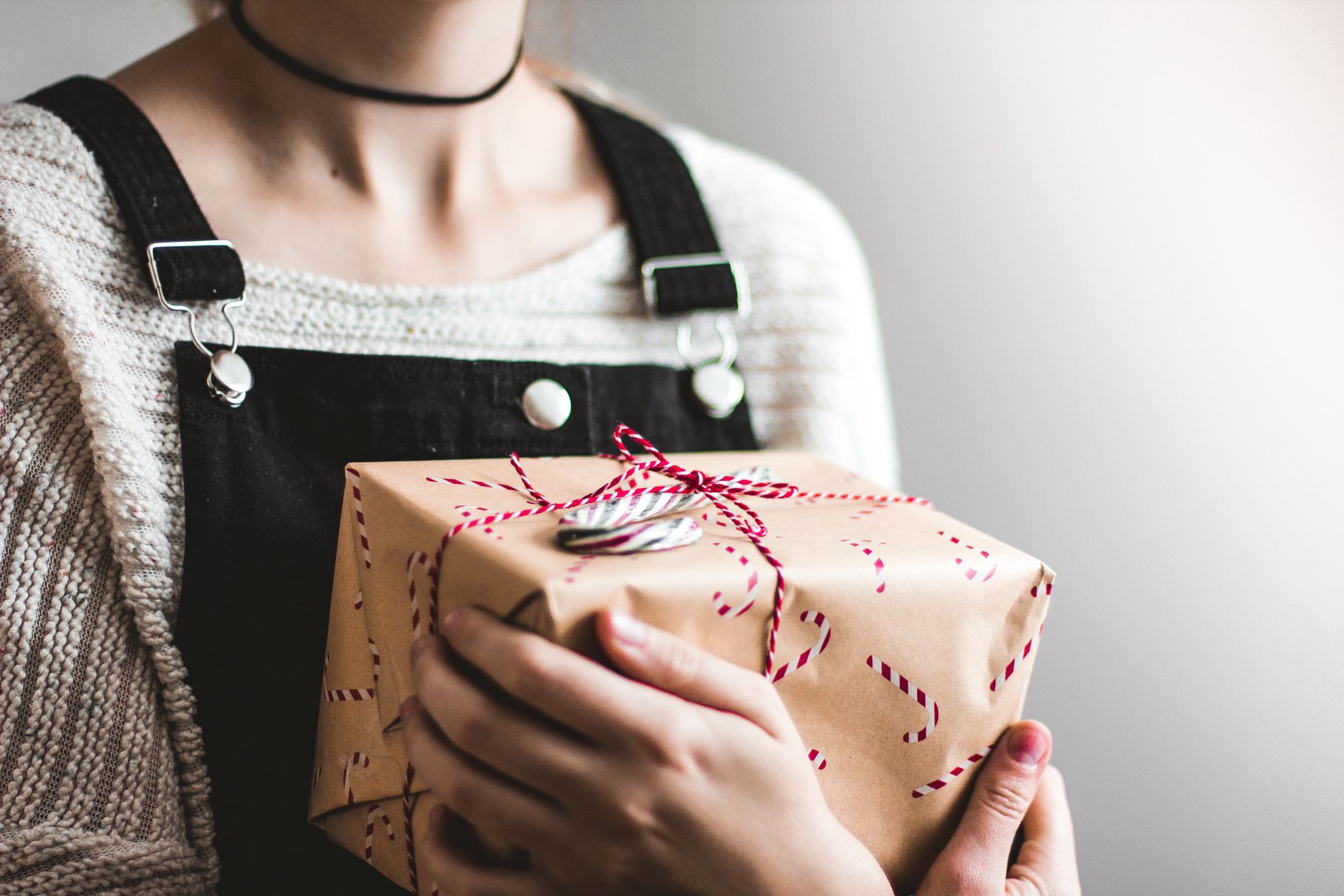 Papier cadeau personnalisé : où le trouver: Papier cadeau personnalisé : découvrez comment réaliser…