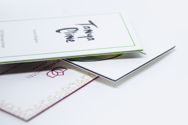 Imprimer en ligne Cartes couplées: Vous voulez faire imprimer des cartes couplées de luxe ? Sprint24 vous propose ses produits et services hauts de gamme, entièrement personnalisés